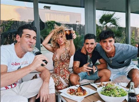 mario casas sierra|familia mario casas.